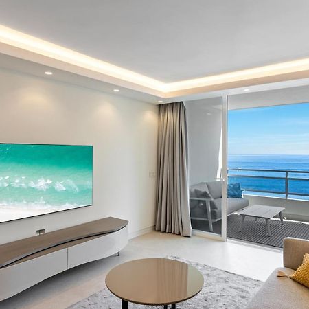 마르베야 Fully Renovated Frontline Flat 아파트 외부 사진